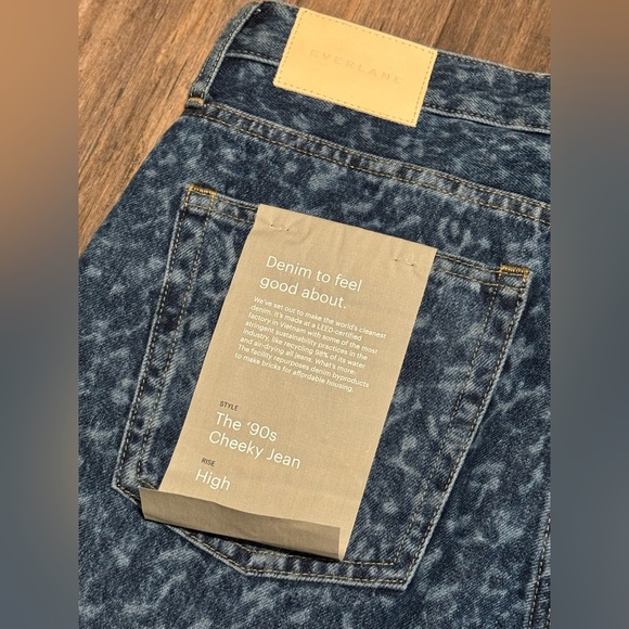 Everlane - The 90’s Cheeky Jean - Dark Painterly Strokes - Picture 7 of 11